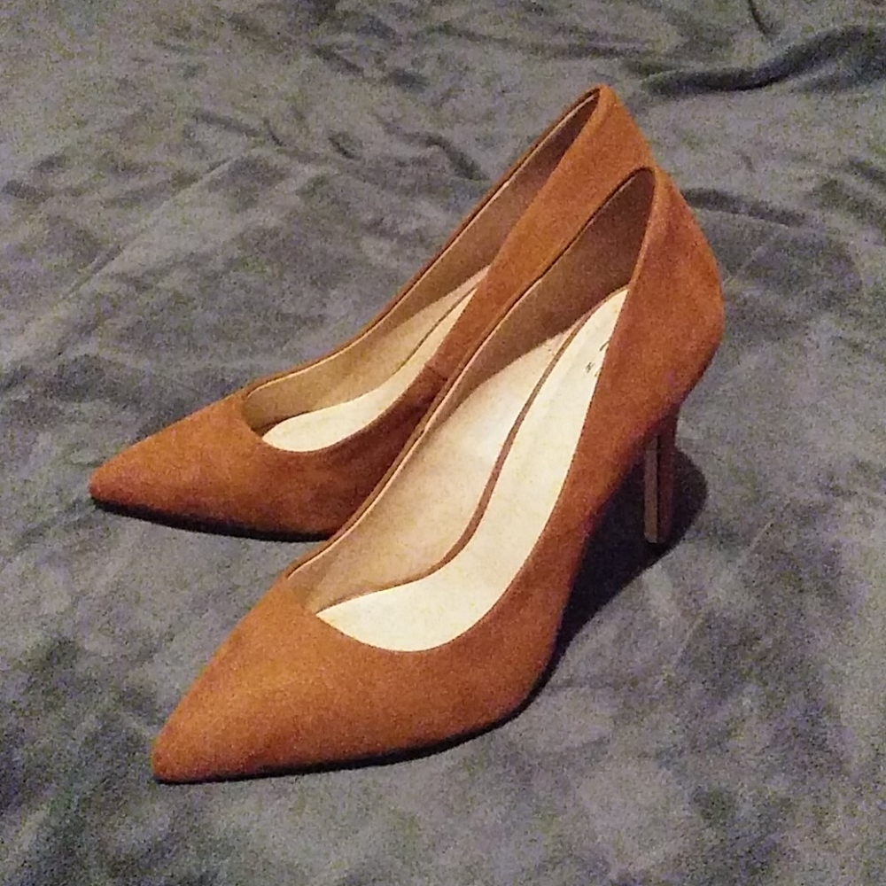 NWOT Mix No. 6 Cognac/Bronze Stilettos